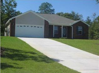 219 Shorey Dr, Defuniak Springs, FL 32433