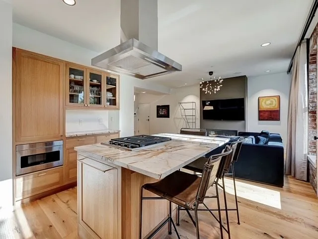 3235 Southwest 1st Avenue - 1 — Photo 3