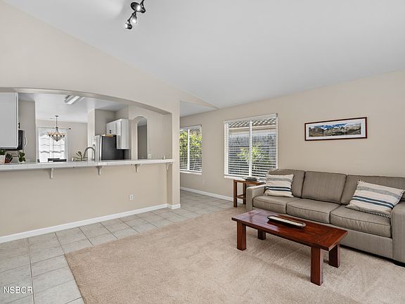 4th image of 1939 Corbina Dr