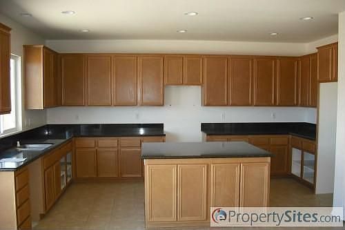 3rd image of 13760 Camino Lindo St