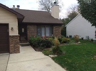 923 Edgewood Dr, Morris, IL 60450