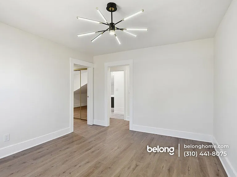 1474 W Vernon Ave #3 — Photo 4