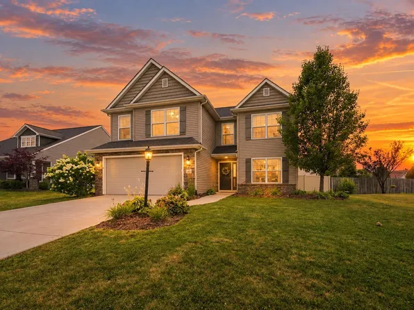 8211 Queenboro Ct, Fort Wayne, IN 46835