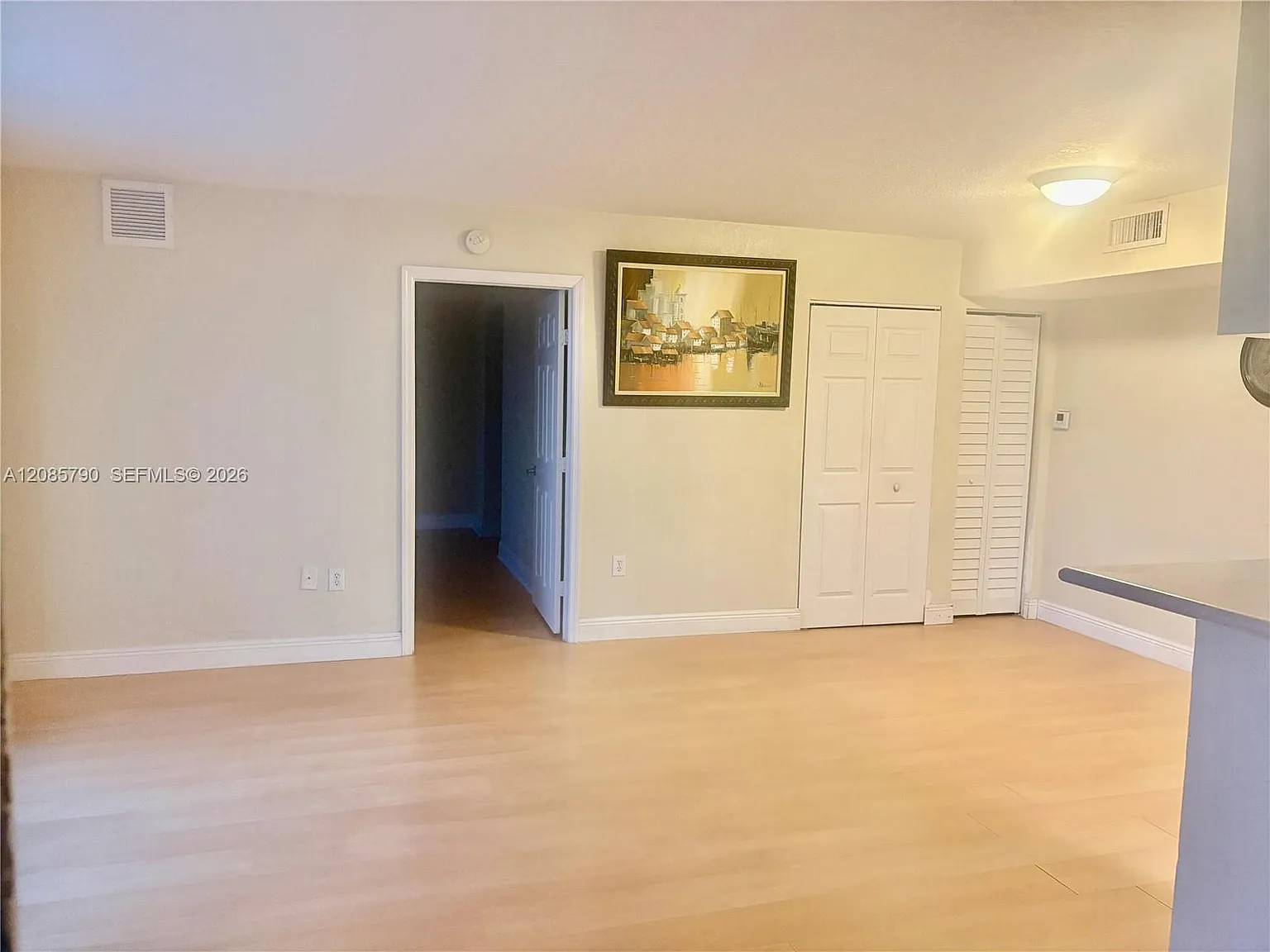 Seybold Pointe Condo — Photo 4