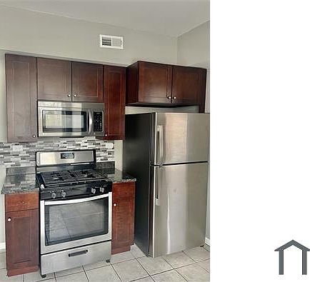 1st image of 7552 S Essex Ave APT 3A