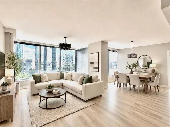 3338 Peachtree Rd NE APT 809, Atlanta, GA 30326