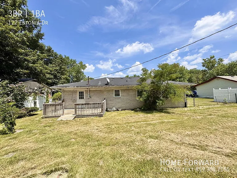 122 Estonia Dr — Photo 16
