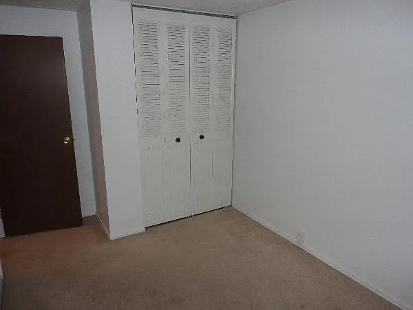 321 Laporte Ct — Photo 18