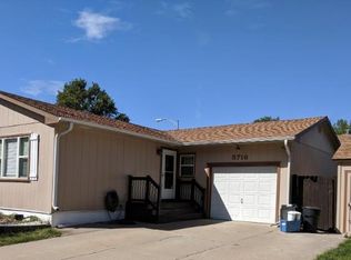 5716 S 136th St, Omaha, NE 68137