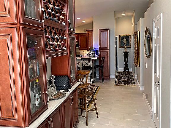 New cherrywood “wine” stora