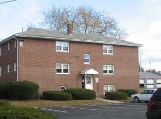 8 Charles St APT 1, Hudson, NH 03051