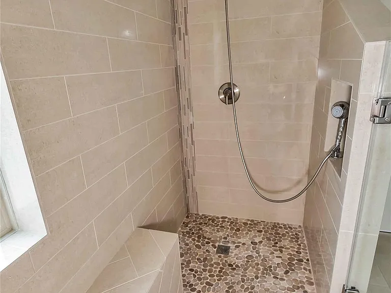 5216 Spring Branch Dr — Photo 9