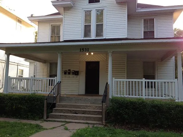 Building Photo - 1531 SW College Ave #3
