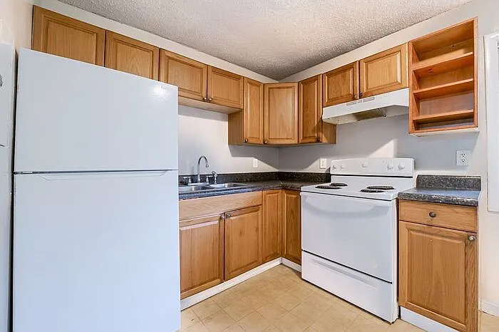 1635 Line Cir #3 — Photo 14