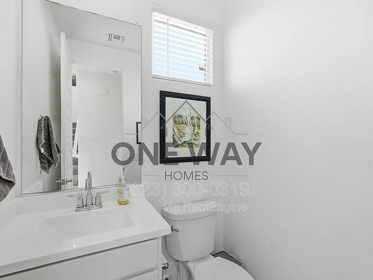 10204 E Ulysses Ave — Photo 11