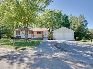 196 Paul Gregory Rd, Bethpage, TN 37022