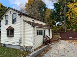 32 Madison Pl, Pittsfield, MA 01201