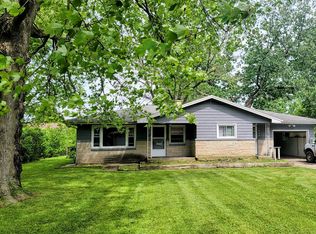 1804 McDonald Dr, Champaign, IL