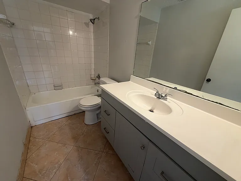 5225 Via Hacienda Cir #B115 — Photo 7