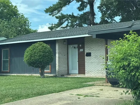 7424 Oakmont Dr, Norfolk, VA 23513