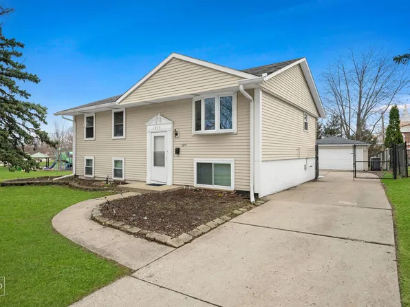 1013 Sunnydale Blvd, Streamwood, IL 60107