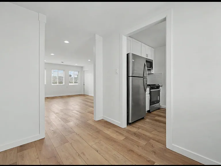 280 Ash Ave #1/2 — Photo 13