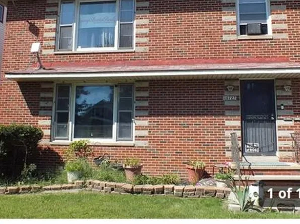 16727 Grovewood Ave #2, Cleveland, OH 44110