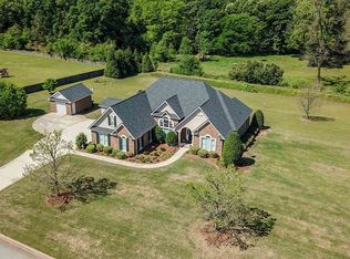 242 Eli Way Dr, Byron, GA 31008