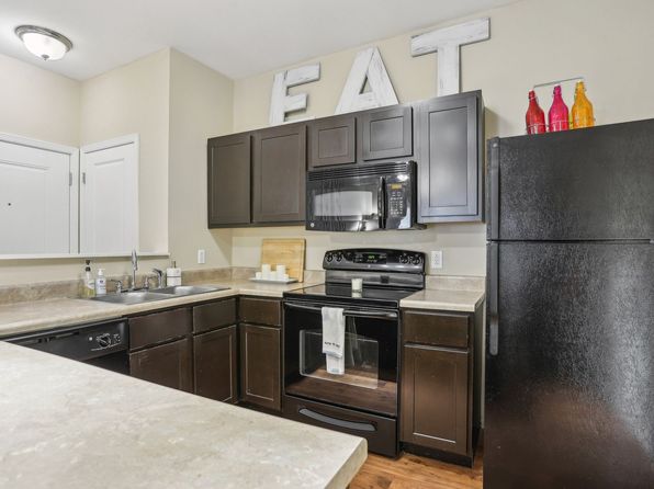 1058 Enclave Blvd #1035-103