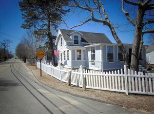 52 W Central Ave, Wareham, MA 02571