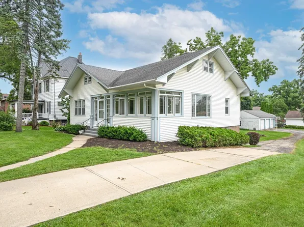 962 Racine STREET, Delavan, WI 53115