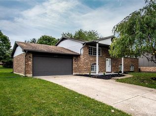 1670 N Laddie Ct, Dayton, OH 45432