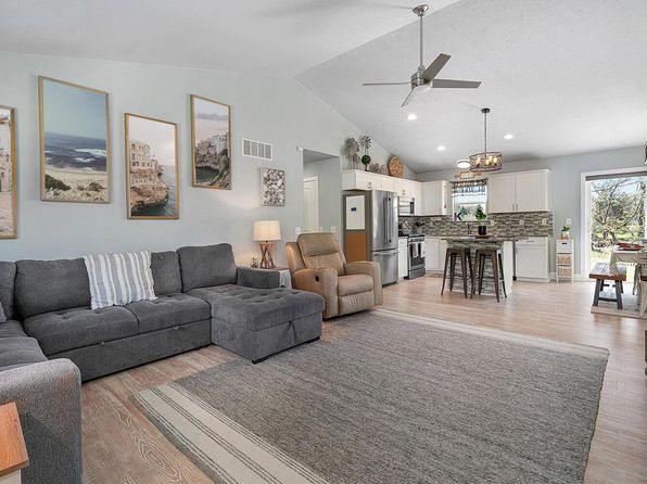 8308 E G Ave, Kalamazoo, MI 49048