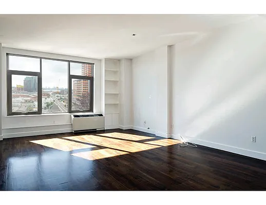 Rented by Modern Spaces | media 26