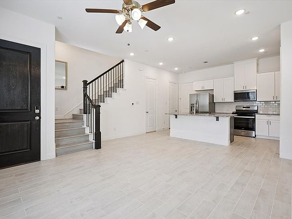 5th image of 4261 Shavano Dr