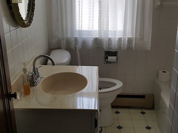 Bathroom 7x6.5