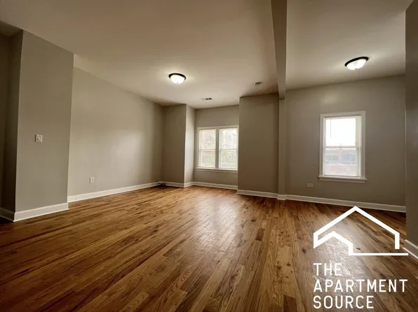 3614 W McLean Ave, Chicago, IL 60647