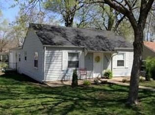 14011 Gibbs Rd, Bonner Springs, KS 66012