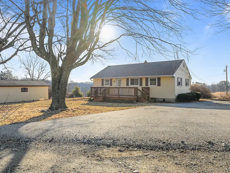 1821 Baldwin Mill Rd — Photo 2