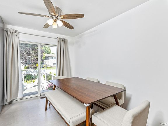 5th image of 21 Pinetree Avenue
