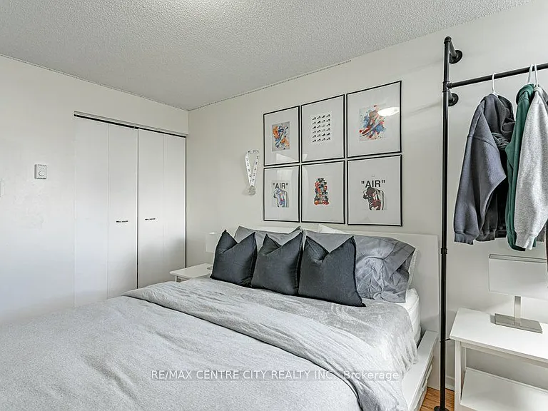 127 Belmont Dr #908 — Photo 30