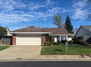 1310 Pilgrims Dr, Roseville, CA