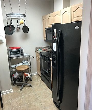2nd image of 1 Towers Park Ln APT 1805