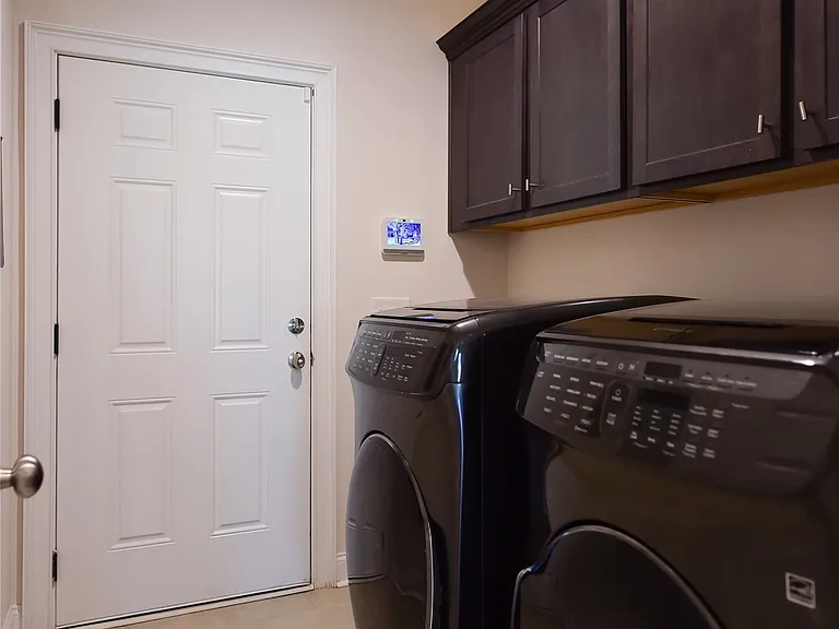 1270 Charleston Dr — Photo 31