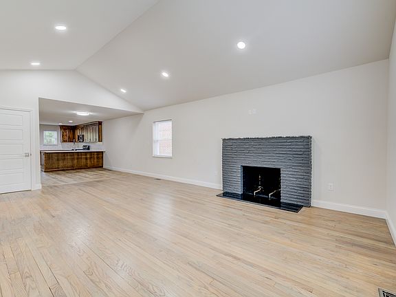 5th image of 6924 Nashville Ave