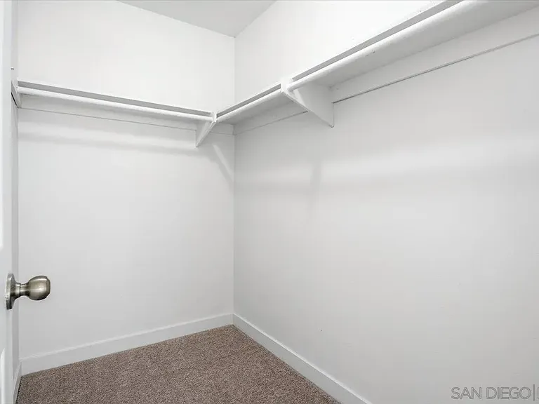 1507 Lower Lake Ct — Photo 16