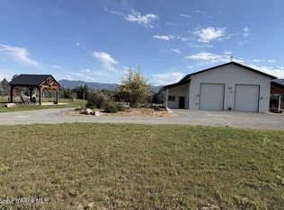2347 McArthur Lake Rd, Naples, ID 83847