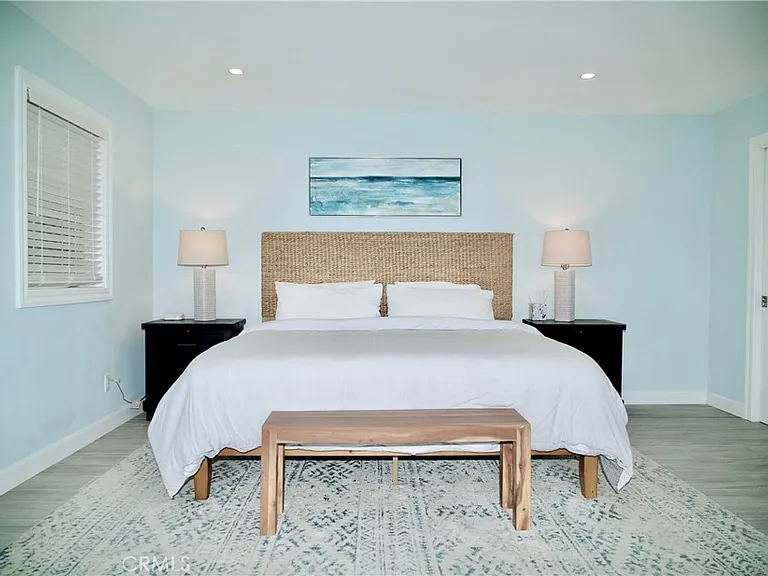 1249 Ocean Front #D — Photo 13