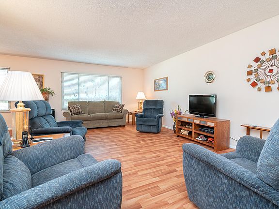 2nd image of 9708 W Pineridge Dr