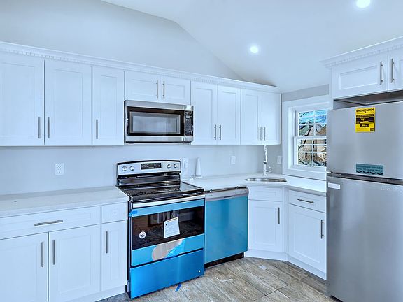 5th image of 203-18 116th Ave